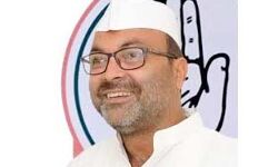 यूपी कांग्रेस अध्यक्ष लल्लू बोले- ये समय सोनिया-राहुल के साथ खड़े होने का