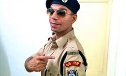 यादें - युवाशक्ति के प्रतीक और प्रेरणास्त्रोत थे आईपीएस मनुमुक्त मानव