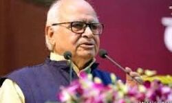 इतिहास मार्गदर्शक होता है और संस्कृति प्रेरक इतिहास मार्गदर्शक होता है और संस्कृति प्रेरक