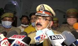 लखनऊ: नाबालिग बेटी ने की मां और भाई की गोली मारकर हत्या लखनऊ: नाबालिग बेटी ने की मां और भाई की गोली मारकर हत्या