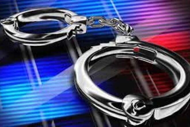 हापुड़: अवैध हथियारों का जखीरा व चोरी की बाइके बरामद, बाबूगढ़ पुलिस ने 4 शातिर बदमाश दबोचे