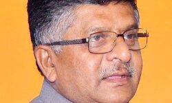 खुसरुपूर उप डाकघर प्राचीनतम डाकघरों मे से है एक खुसरुपूर उप डाकघर प्राचीनतम डाकघरों मे से है एक