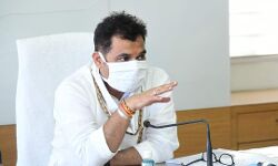 लाइन लॉस कम कर हर उपकेंद्र को बनाएं आत्मनिर्भर : पं श्रीकान्त शर्मा लाइन लॉस कम कर हर उपकेंद्र को बनाएं आत्मनिर्भर : पं श्रीकान्त शर्मा