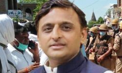 भाजपा के पक्ष में प्रशासन और पुलिस का रवैया अमर्यादित : अखिलेश यादव