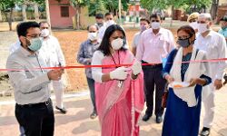 बच्चों, गर्भवती महिलाओ व धात्री महिलाओ को चतुरंगी आहर दिया जाये-डीएम बच्चों, गर्भवती महिलाओ व धात्री महिलाओ को चतुरंगी आहर दिया जाये-डीएम