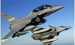 भारतीय वायुसेना के बेड़े में शामिल हुआ राफेल