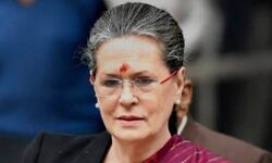 कांग्रेस ने सोनिया गांधी की मदद के लिए बनाई स्पेशल कमेटी कांग्रेस ने सोनिया गांधी की मदद के लिए बनाई स्पेशल कमेटी