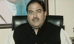 निंदनीय: झूठे मुकदमे दर्ज कर उल्टा किसानों को दोष दे रही सरकार - अभय चौटाला निंदनीय: झूठे मुकदमे दर्ज कर उल्टा किसानों को दोष दे रही सरकार - अभय चौटाला