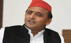 रघुवंश गरीबों की आवाज बुलंद करने वाले नेता थे : अखिलेश रघुवंश गरीबों की आवाज बुलंद करने वाले नेता थे : अखिलेश