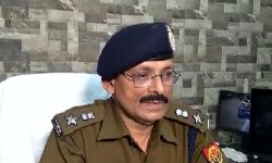 बुलंदशहर एसएसपी ने बदले थाना प्रभारी,कई को दिया चार्ज कुछ के लिए छीन बुलंदशहर एसएसपी ने बदले थाना प्रभारी,कई को दिया चार्ज कुछ के लिए छीन