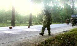 श्रीनगर-बारामूला राजमार्ग पर शक्तिशाली विस्फोटक बरामद, बड़ा हमला टला