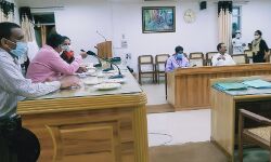 डीएम ने मूल्यांकन एवं रोजगार दिलाने से संबंधित प्रगति के संबंध में की चर्चा डीएम ने मूल्यांकन एवं रोजगार दिलाने से संबंधित प्रगति के संबंध में की चर्चा