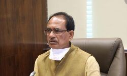 MP में बढ़ रहे कोरोना के मरीज CM शिवराज ने कहा सजग और सतर्क रहें नागरिक MP में बढ़ रहे कोरोना के मरीज CM शिवराज ने कहा सजग और सतर्क रहें नागरिक