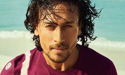 स्पोर्ट्स ड्रामा फिल्म के लिये 30 करोड़ की फीस लेंगे टाइगर श्रॉफ