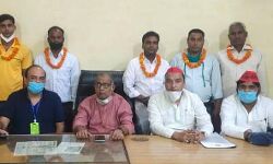 मुज़फ्फरनगर में बसपाइयों ने थामा सपा का दामन, अखिलेश में जताई आस्था मुज़फ्फरनगर में बसपाइयों ने थामा सपा का दामन, अखिलेश में जताई आस्था