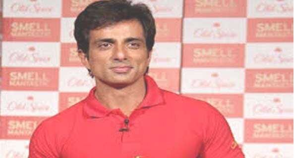 सोनू सूद ने ठगी करने वालों लोगों को दी चेतावनी