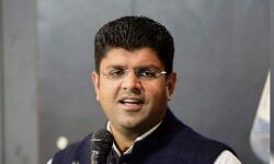 हरसिमरत कौर का इस्तीफा- कश्मकश में हरियाणा के DEPUTY CM दुष्यंत चौटाला हरसिमरत कौर का इस्तीफा- कश्मकश में हरियाणा के DEPUTY CM दुष्यंत चौटाला