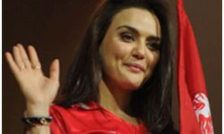 प्रीति जिंटा का गुस्सा प्रीति जिंटा का गुस्सा