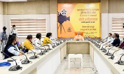 Film City कसौटी पर खरी उतरेगी दुनिया के सामने एक नजीर पेश करेगी : सीएम Film City कसौटी पर खरी उतरेगी दुनिया के सामने एक नजीर पेश करेगी : सीएम