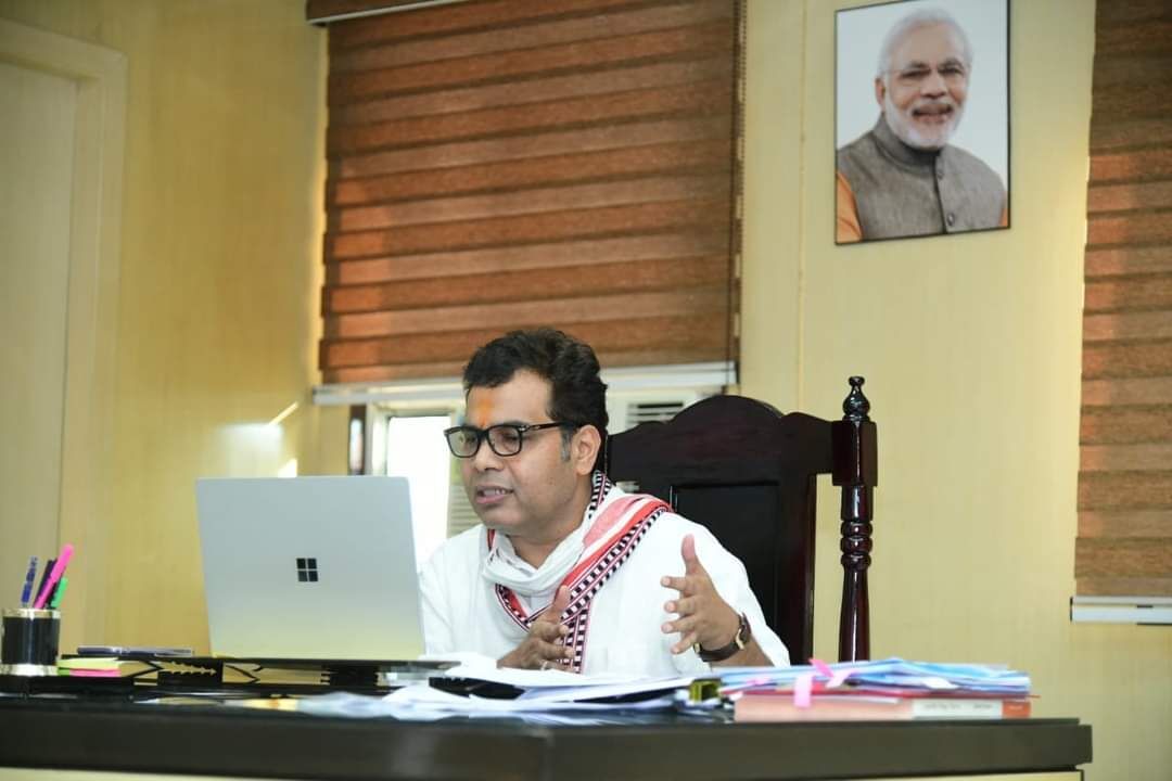 गलत बिजली बिलिंग कर रही एजेंसियों पर करायें FIR : पं. श्रीकान्त शर्मा