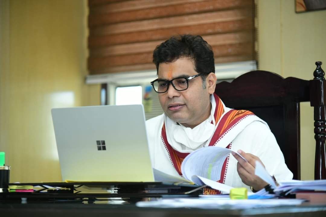 सूर्यास्त से सूर्योदय तक किसी भी गांव में न हो बिजली कटौती : ऊर्जा मंत्री