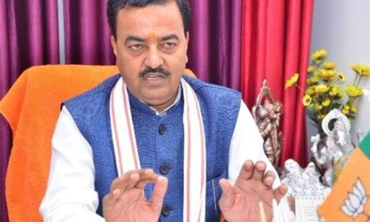 मार्गों के निर्माण में सड़क सुरक्षा के किये जाएं पुख्ता प्रबन्ध: मौर्य