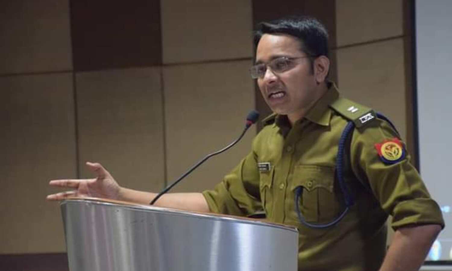 शामली POLICE ने गुडवर्क का लगाया SIXER