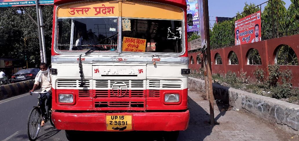 बागपत चौराहा बना डग्गामार बसों का अड्डा