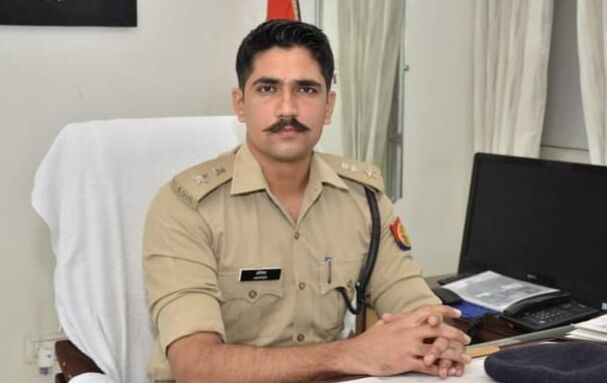 पुलिस ने 5 वर्ष से चल रहे वांछित अपराधी को धर दबोचा पुलिस ने 5 वर्ष से चल रहे वांछित अपराधी को धर दबोचा