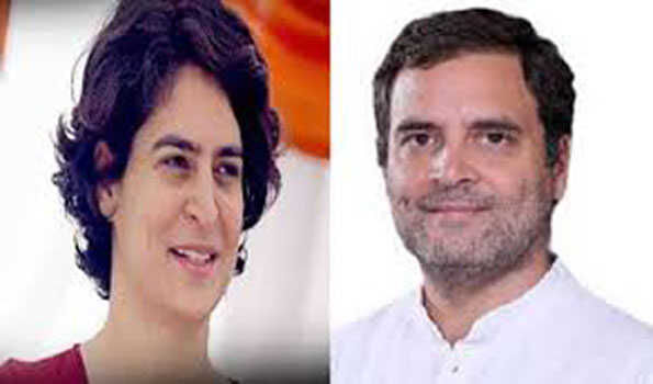 प्रियंका ने पोछें पीड़िता की मां के आंसू,राहुल ने पिता को बंधाया ढांढस
