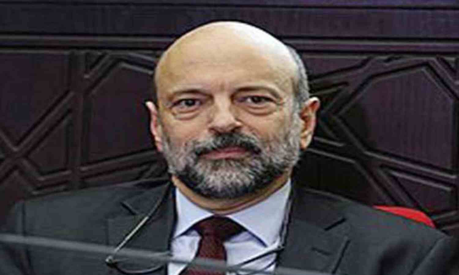 जार्डन के KING ने PM के इस्तीफे को स्वीकारा