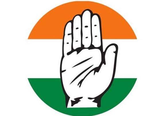 दिवंगत आईएएस अफसर की पत्नी ने थामा कांग्रेस का दामन