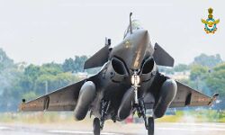 Air Force Day - फ्लाईपास्ट में राफेल दिखायेगा अपना जौहर Air Force Day - फ्लाईपास्ट में राफेल दिखायेगा अपना जौहर