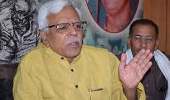 राजद नेता ने बताया राजनीतिक षडयंत्र-सीबीआई से जांच कराने की मांग राजद नेता ने बताया राजनीतिक षडयंत्र-सीबीआई से जांच कराने की मांग