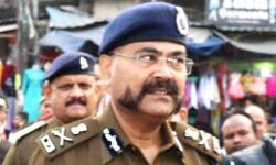 आईपीएस प्रशांत का एक दिन- 10 जिलों में 41 क्रिमनल अरेस्ट आईपीएस प्रशांत का एक दिन- 10 जिलों में 41 क्रिमनल अरेस्ट