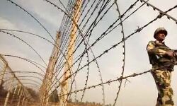 देश के बॉर्डर पर हथियार सप्लाई में नाकाम हुआ PAK देश के बॉर्डर पर हथियार सप्लाई में नाकाम हुआ PAK