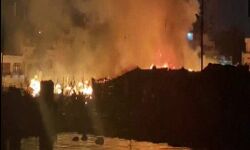 ऐशबाग के घोबीघाट झुग्गी झोपड़ी में लगी भीषण आग से 100 झोपड़ियां जलकर राख