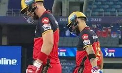 10 शतकीय साझेदारी करने वाली पहली जोड़ी 10 शतकीय साझेदारी करने वाली पहली जोड़ी