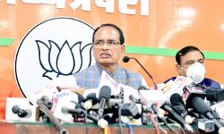 गांवों की प्रगति के बिना प्रदेश और देश का विकास संभव नहीं: शिवराज गांवों की प्रगति के बिना प्रदेश और देश का विकास संभव नहीं: शिवराज