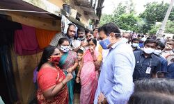 अधिकारियों को जर्जर इमारतें खाली करवाने के निर्देश