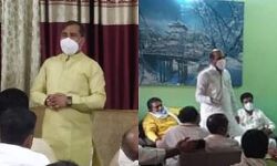 ब्लॉक प्रमुख दफ्तर में पुलिस छापेमारी- नाराज क्षेत्रवासी मिले MLA से ब्लॉक प्रमुख दफ्तर में पुलिस छापेमारी- नाराज क्षेत्रवासी मिले MLA से