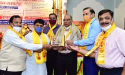 मंत्री कपिल बोले- हमारी जिम्मेदारी सर्व समाज को साथ लेकर चलने की है मंत्री कपिल बोले- हमारी जिम्मेदारी सर्व समाज को साथ लेकर चलने की है