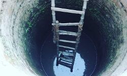 बच्चों संग टांके में कूद गई विवाहिता- जाने वजह बच्चों संग टांके में कूद गई विवाहिता- जाने वजह