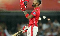 राहुल ने रचा अनूठा कारनामा- IPL में यह करने वाले पहले भारतीय बल्लेबाज राहुल ने रचा अनूठा कारनामा- IPL में यह करने वाले पहले भारतीय बल्लेबाज