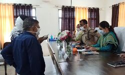 DM बोली- फरियादियों की शिकायतों के निस्तारण में कोताही बिल्कुल बर्दाश्त नहीं DM बोली- फरियादियों की शिकायतों के निस्तारण में कोताही बिल्कुल बर्दाश्त नहीं