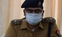 अपराधी को गोपनीय सूचना पहुंचाने वाला इंस्पेक्टर SUSPEND अपराधी को गोपनीय सूचना पहुंचाने वाला इंस्पेक्टर SUSPEND