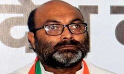 किसानों की समस्याओं का हल न निकला तो घेरेंगे विधानसभा: लल्लू