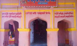 मां चामुंडा देती है भक्तों को कष्टों से मुक्ति