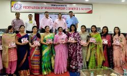 ODOP- महिलाओं को स्वावलम्बी बनाने वाली अहम योजनाओं की दी जानकारी ODOP- महिलाओं को स्वावलम्बी बनाने वाली अहम योजनाओं की दी जानकारी