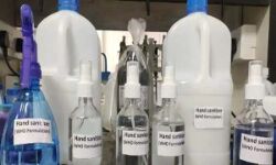 नकली सैनिटाइजर बनाने वाली फैक्ट्री का भंडाफोड़, 5 अरेस्ट